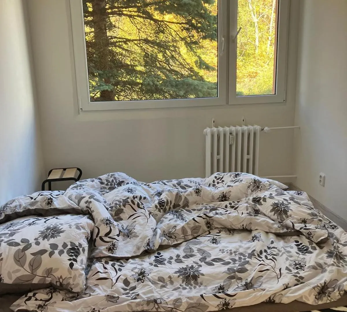 Apartman U Lesoparku - Praha Kobylisy Apartment Prague