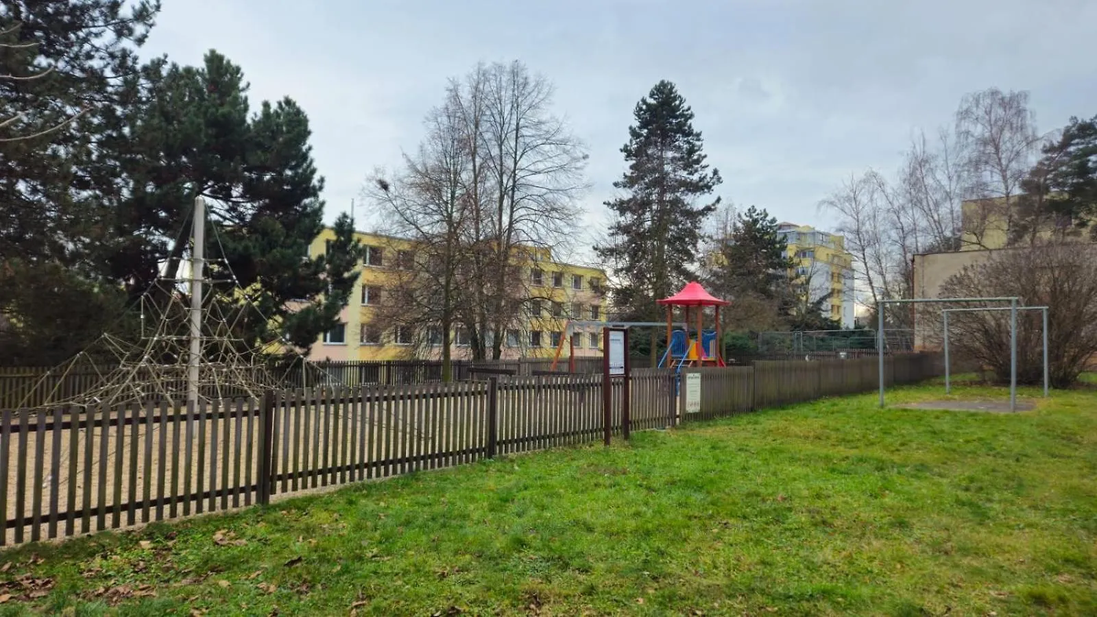 Apartment Apartman U Lesoparku - Praha Kobylisy Czech Republic